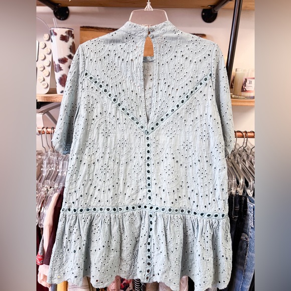 Feather & Noise Babydoll Blouse - Picture 5 of 5